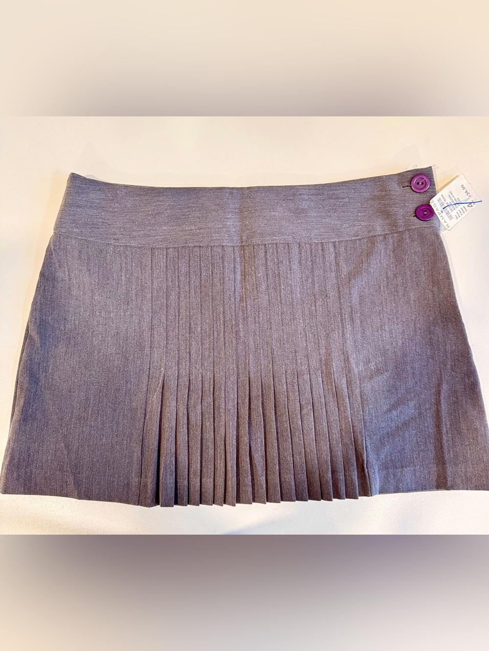 Heart Moon Star NWT Y2K Pleated Mini Skirt Gray Size 4 Preppy